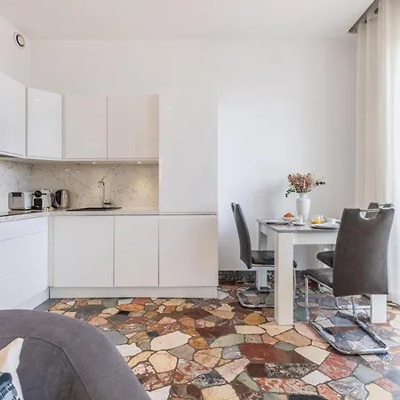 Apartament 2 Chambres-balcon-vue Mer-felix Faure A2b231 Cannes